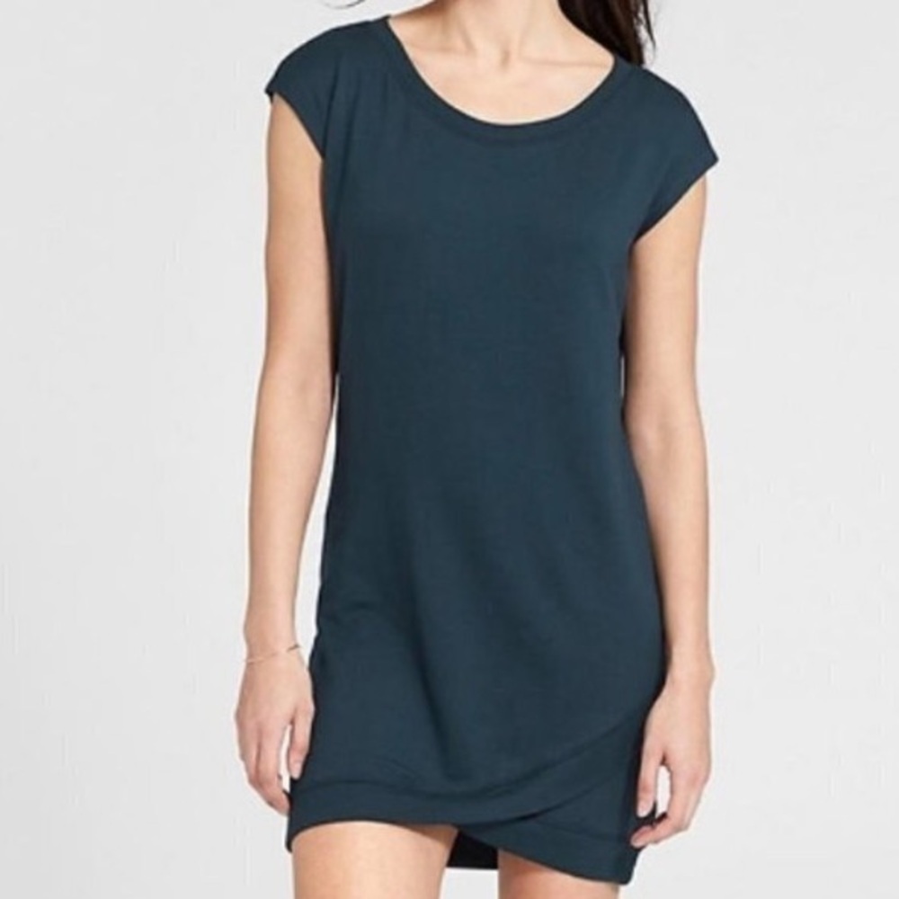 Athleta black criss cross hem short sleeve mini dress
